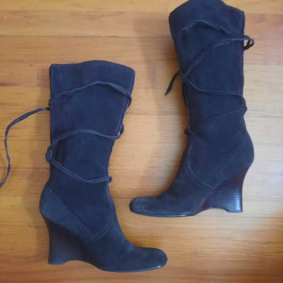 Nine West PIAZZR suede wedge boots with ties - size 8 - Picture 1 of 7